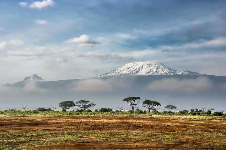 Kilimanjaro Lemosho Route — An 8‑Day Guide to Summit Uhuru Peak