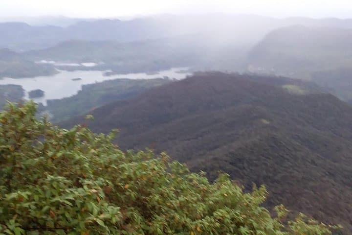 Adam's Peak Sunrise Hike from Bentota, Beruwala & Kalutara photo 2