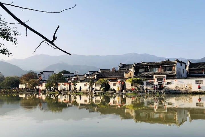 Hike Xihong Ancient Trail & Mt Qiyun: 3-Day Huangshan Cultural Trek