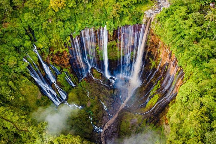 Waterfalls Tour from Malang: Tumpak Sewu & Hidden Cascades photo 5