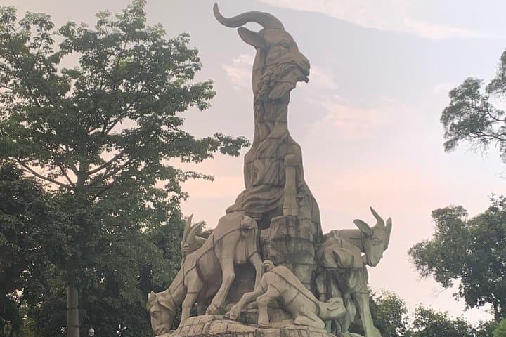 Guangzhou Old and New: Full-Day Cultural and CBD Walking Tour photo 6