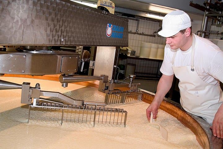 Winter Gruyères Chocolate & Cheese Day Tour from Lausanne photo 5