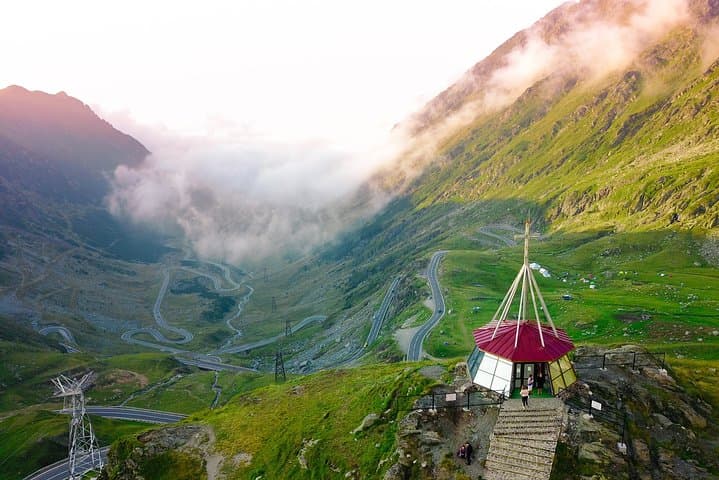 Day Trip on the Transfagarasan Highway: Balea Lake, Vidraru Dam & Curtea de Argeș photo 6