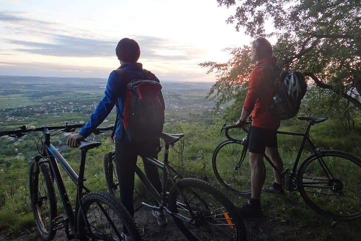 Private Bike Tour Around Iasi: Palace of Culture, Monasteries & Ciric photo 5
