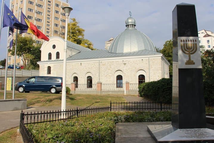 Private Bike Tour Around Iasi: Palace of Culture, Monasteries & Ciric photo 6