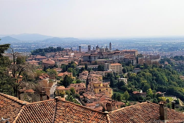 E‑Bike Tour of Bergamo and the Bergamo Hills — Panoramic Ride from Città Alta to Val d'Astino photo 4