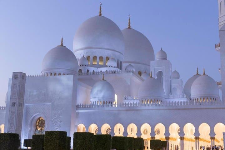 Abu Dhabi Day Trip: Sheikh Zayed Grand Mosque, Corniche & Yas Island from Dubai photo 2