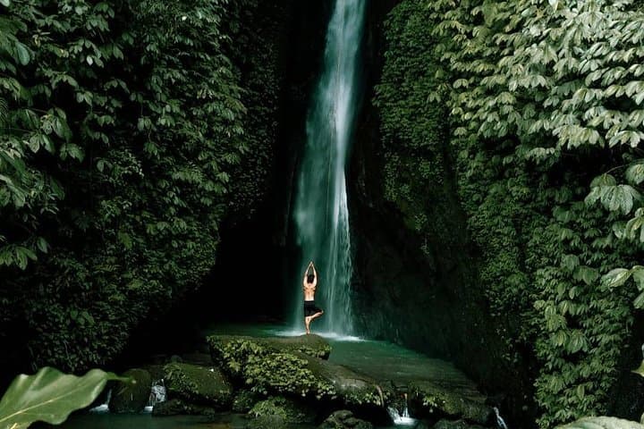 Bali Iconic Tour: Beratan Temple, Jatiluwih Rice Terraces & Leke-Leke Waterfall photo 5