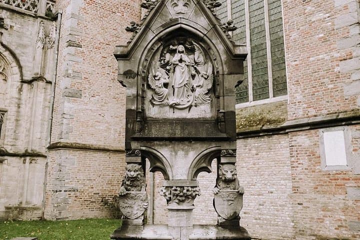 Private Architectural Tour of Bruges: Gothic Towers, Canals & Chocolate photo 6