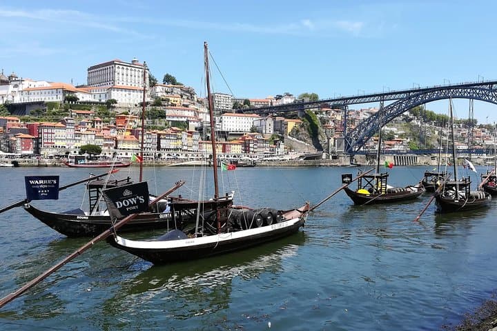Full-Day Private Porto Tour: Riverfront Walk, Wine Tasting & Historic Sights