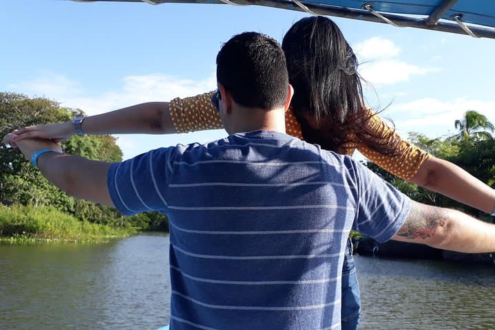 Granada Private Boat Ride and Colonial City Tour to Catarina Lookout photo 5