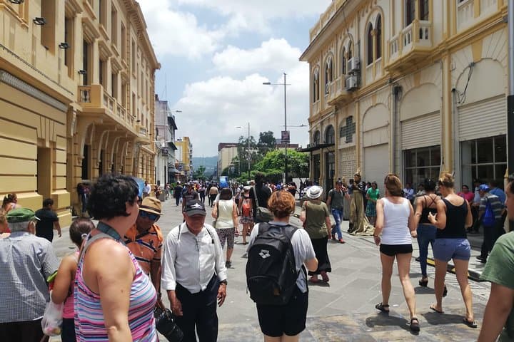 6-Day West El Salvador Adventure: Cerro Verde Rim Walks, Coffee Farms & Maya Ruins photo 4