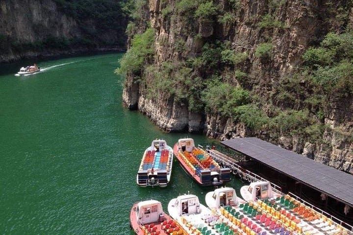 Longqing Gorge Cruise & Unrestored Badaling Great Wall — Private Day Tour from Beijing photo 5