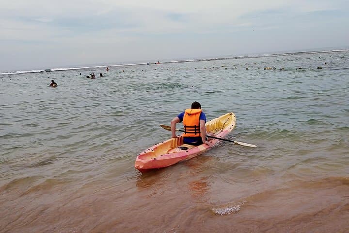 Hikkaduwa Beach Canoe Ride — Hour-Long Paddle to Turtles and Coral photo 6