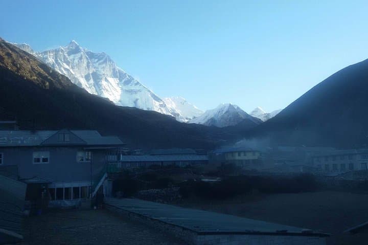Everest Base Camp Trek: Complete Guide to the Khumbu High-Altitude Journey photo 4