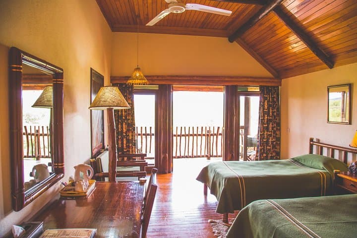 7-Day Kenya Safari: Samburu, Aberdare, Lake Nakuru & Maasai Mara Wildlife Tour photo 3