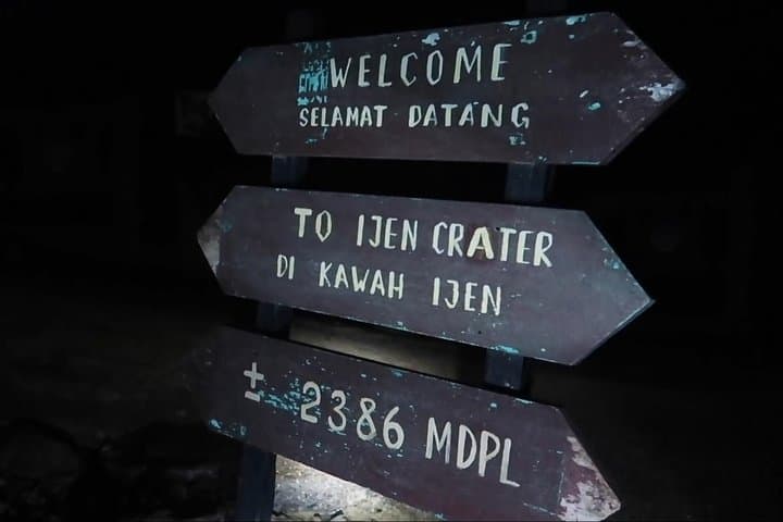 Ijen Crater Blue Fire Overnight Trek From Bali — Private Guided Adventure photo 2