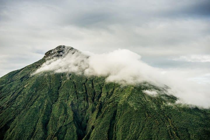Mount Bisoke Crater Lake Hike — Day Trip from Musanze photo 4