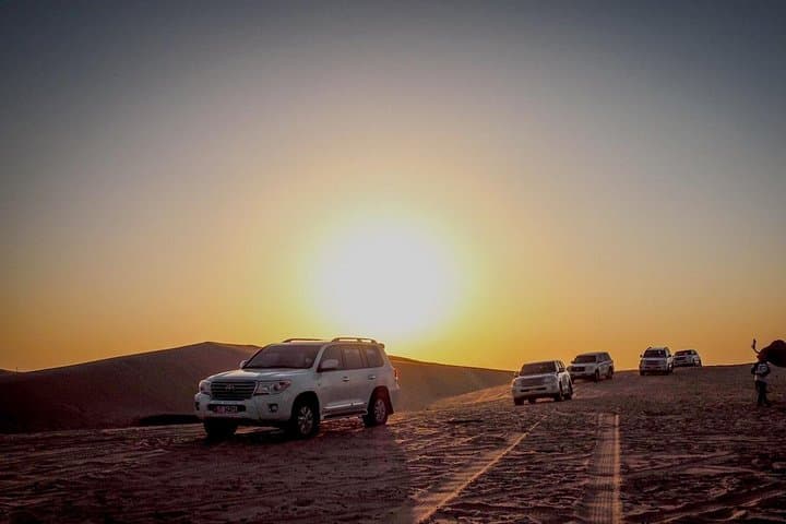 Sundowner Desert Safari Dubai: VIP Desert Dinner, Dune Bashing & Sunset Views
