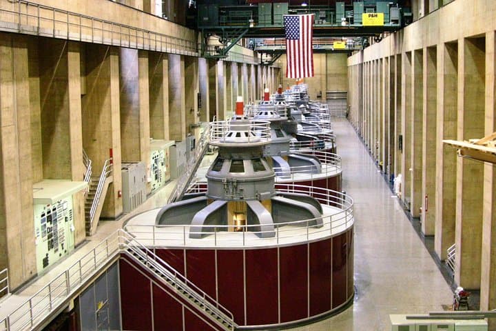 Hoover Dam Walk-on Tour — Comedy-Led Day Trip from Las Vegas photo 4