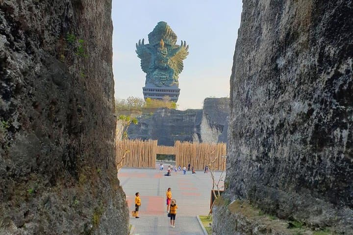 Uluwatu Sunset & Kecak: A One-Day Bali Coastal Adventure photo 2