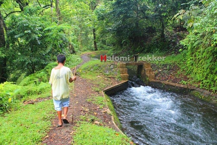 North Lombok Waterfalls: Senaru's Sindang Gila & Tiu Kelep Half-Day Trek photo 4