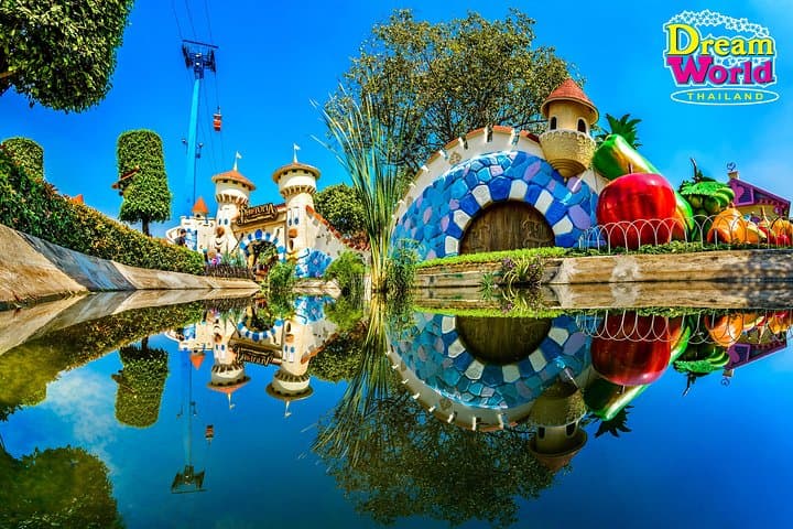 Dream World Bangkok: Practical Guide to the Theme Park with Buffet Lunch photo 6