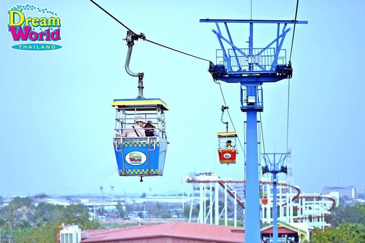 Dream World Bangkok: Practical Guide to the Theme Park with Buffet Lunch photo 3