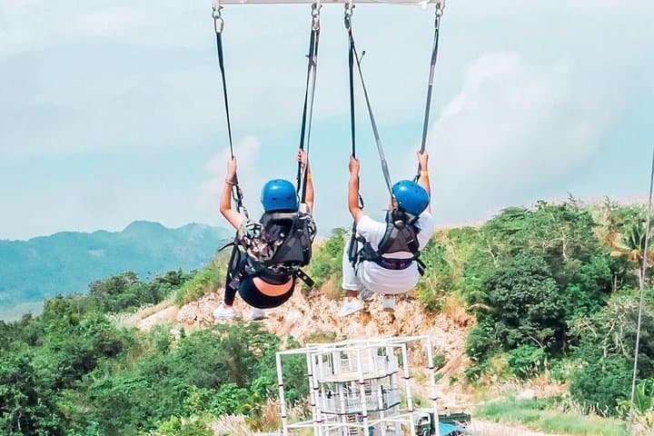 Cebu Safari Adventure: Full-Day Wildlife Park, Gardens & 1.3 km Zipline in Carmen photo 4