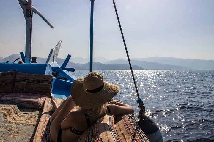 Musandam Khasab Dhow Cruise from Dubai — Dolphin Watching & Snorkeling Day Trip