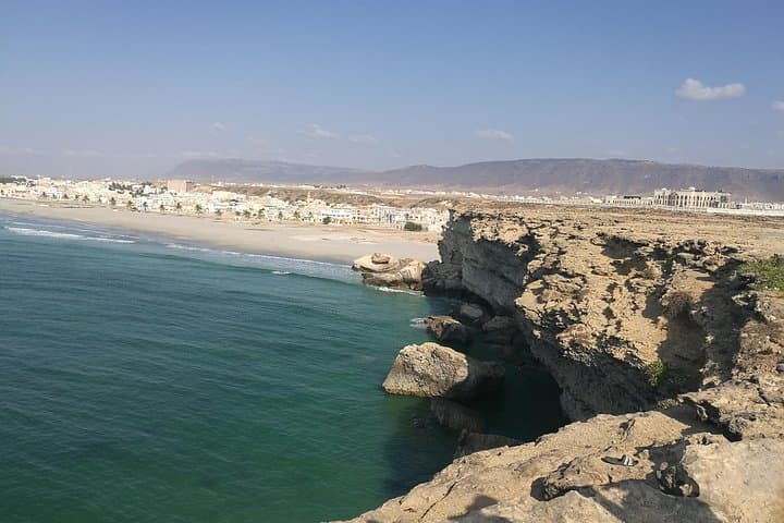 East Salalah Full-Day: Darbat, Tawi Attair & Sumhuram Ruins Day Tour