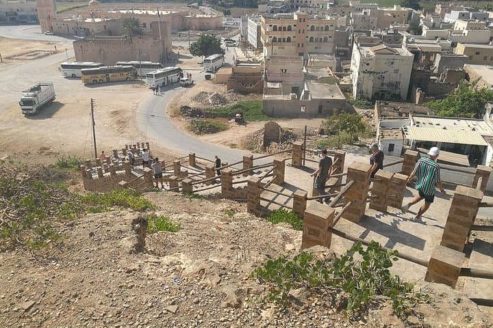 East Salalah Full-Day: Darbat, Tawi Attair & Sumhuram Ruins Day Tour photo 6