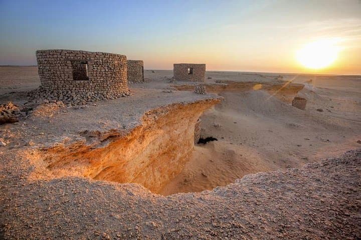 North Qatar Day Tour: Zubara Fort, Purple Island & Al Thakhira Mangroves photo 6