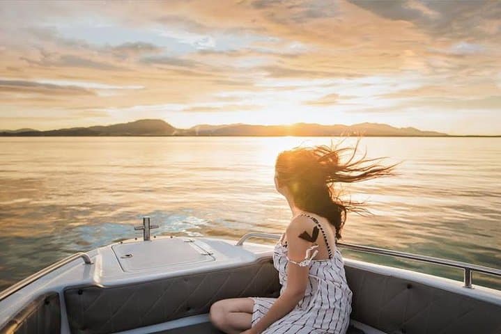 Phi Phi Sunrise Private Speedboat Tour to Maya Bay & Koh Khai photo 2