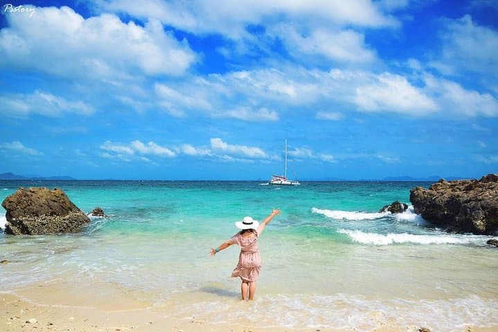 Maiton Island Speedboat Day Trip from Phuket — Snorkel, Beaches & Three-Province View photo 2