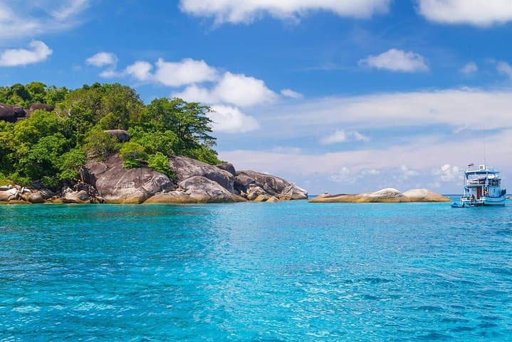 Maiton Island Speedboat Day Trip from Phuket — Snorkel, Beaches & Three-Province View photo 6