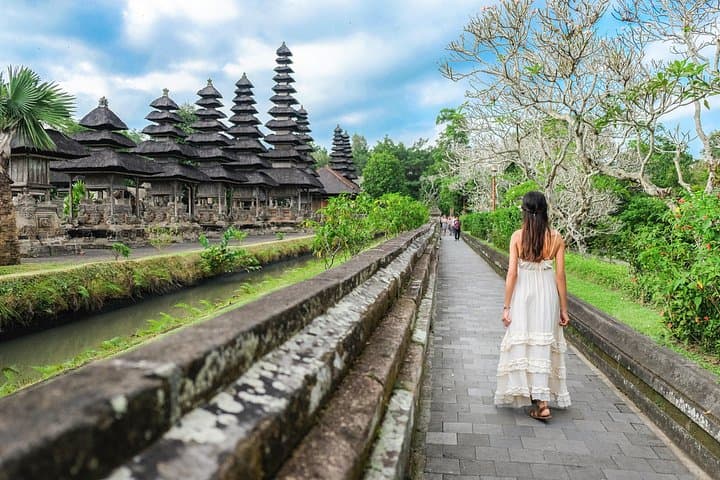 Full-Day Tanah Lot & Uluwatu Temples Tour with Kecak Fire Dance (Private) photo 4
