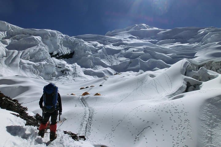Mera Peak Climbing Guide: 20-Day Route to the 6,476m Summit