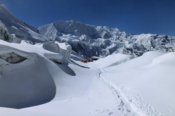 Mera Peak Climbing Guide: 20-Day Route to the 6,476m Summit photo 2