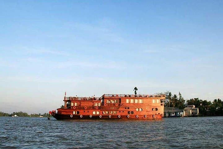 3-Day Mekong Eyes Cruise: Cai Be to Phnom Penh River Voyage photo 2