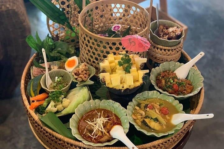 Hidden Temples and Lanna Culture: Chiang Rai Day Tour photo 2