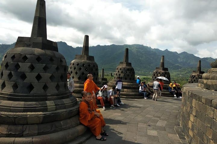 One-Day Yogyakarta: Borobudur, Prambanan & City Highlights in 10 Hours photo 1
