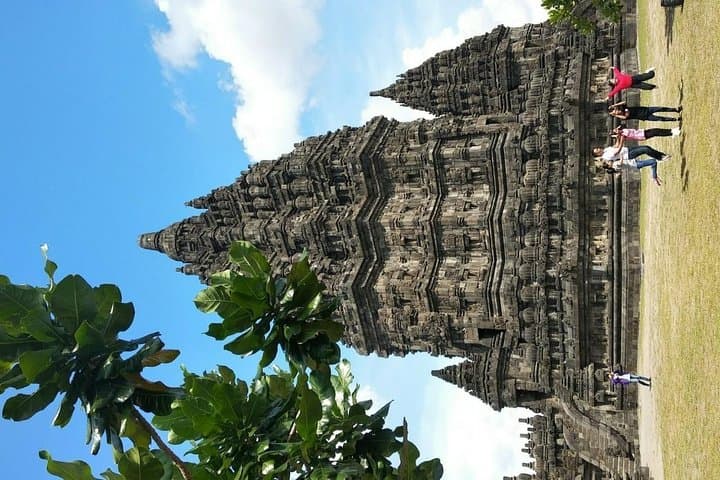 One-Day Yogyakarta: Borobudur, Prambanan & City Highlights in 10 Hours photo 2