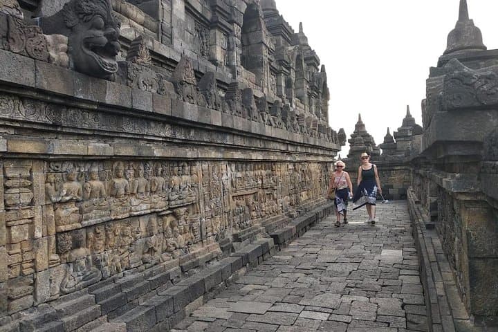 One-Day Yogyakarta: Borobudur, Prambanan & City Highlights in 10 Hours photo 4