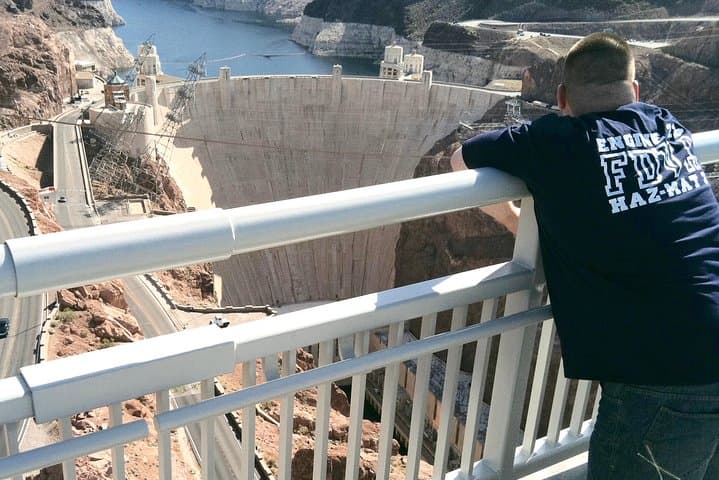 Ultimate Hoover Dam VIP Tour from Las Vegas — Powerplant, Walk-on-Top & Lunch photo 2