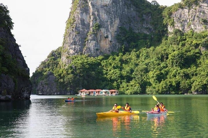 Lan Ha and Halong Bay Day Cruise: Kayak, Swim & Sunset from Hanoi photo 4