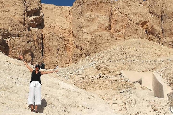 8-Night Egypt Highlights: Cairo, Luxor, Aswan, Abu Simbel, Nile Cruise & Hot Air Balloon photo 5
