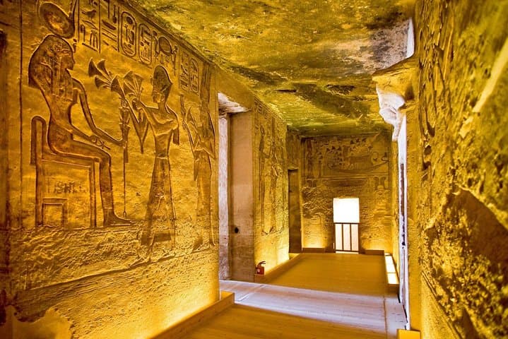 Abu Simbel Private Day Tour from Aswan — Ramses II Temples & Lake Nasser photo 6