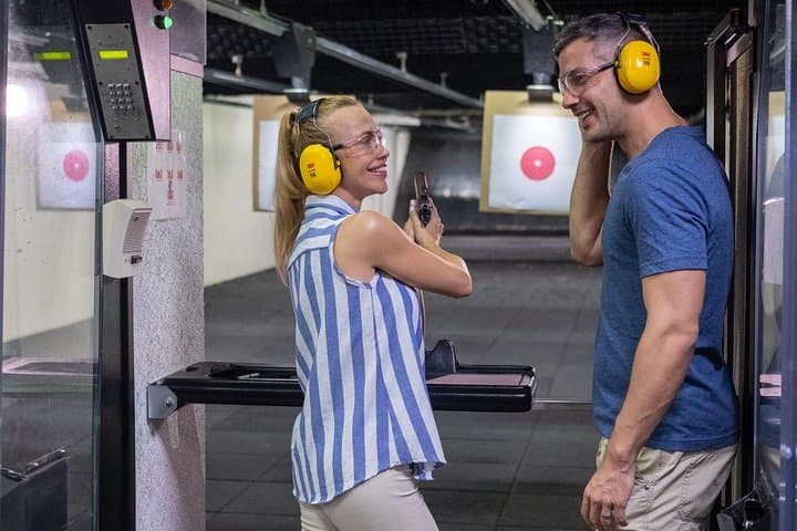 Dubai Shooting Range Experience: 9mm Pistol Session for Beginners photo 5