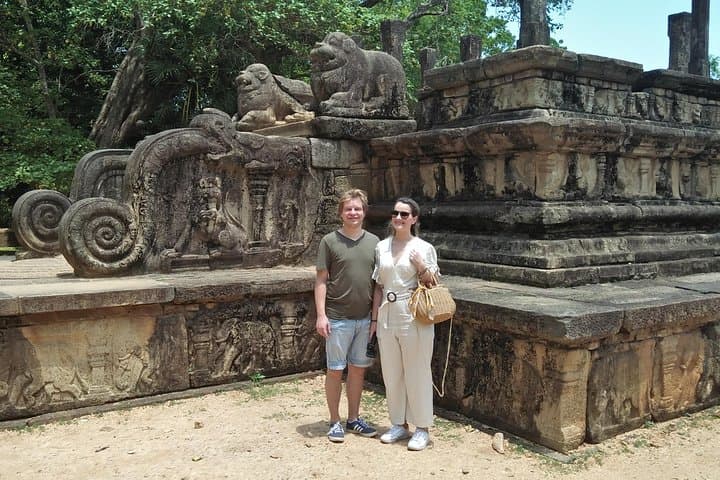 Highlights of Sri Lanka: 7-Day Cultural, Tea and Wildlife Adventure photo 5